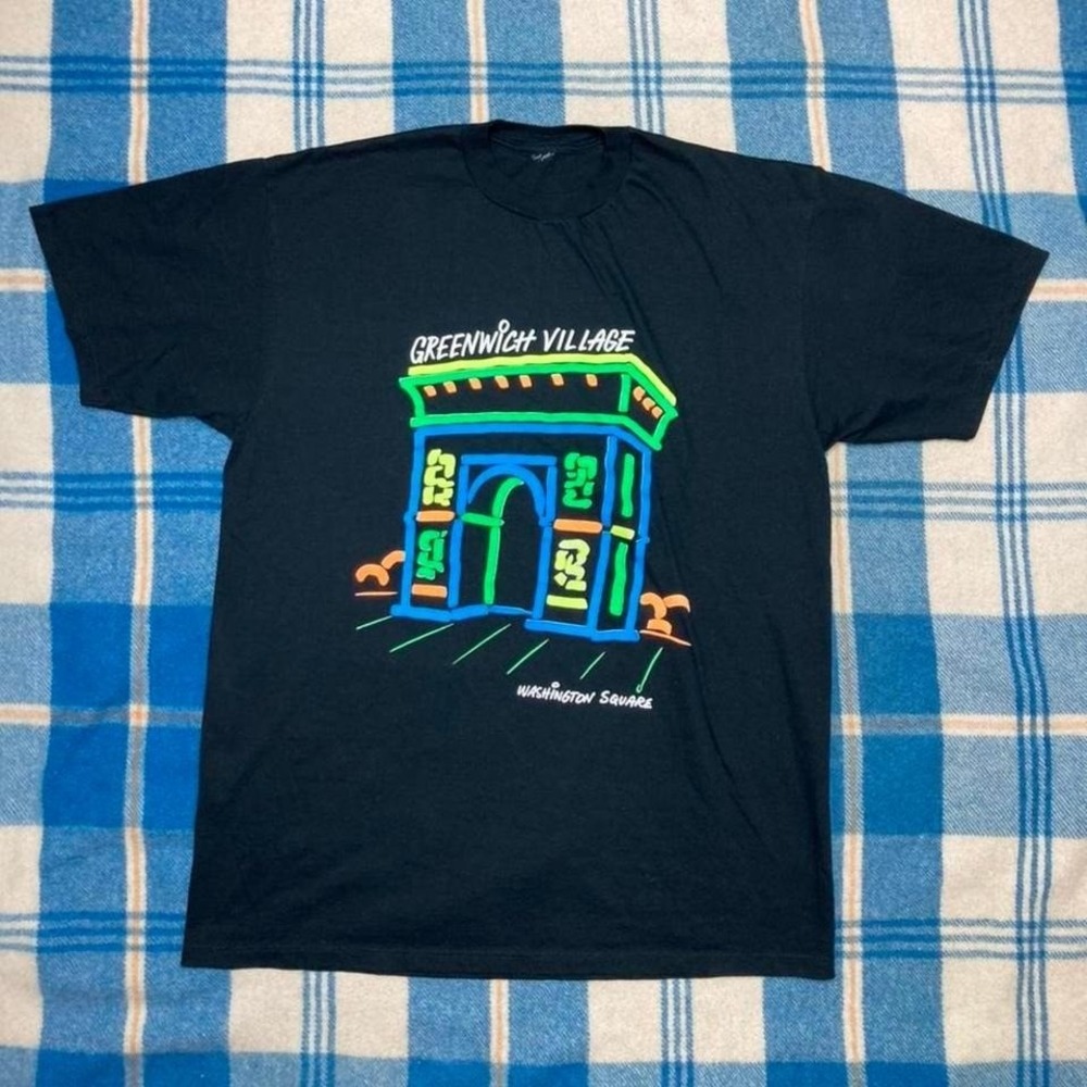 Vintage 90s t shirt Greenwich village Washington square art neon black XL.